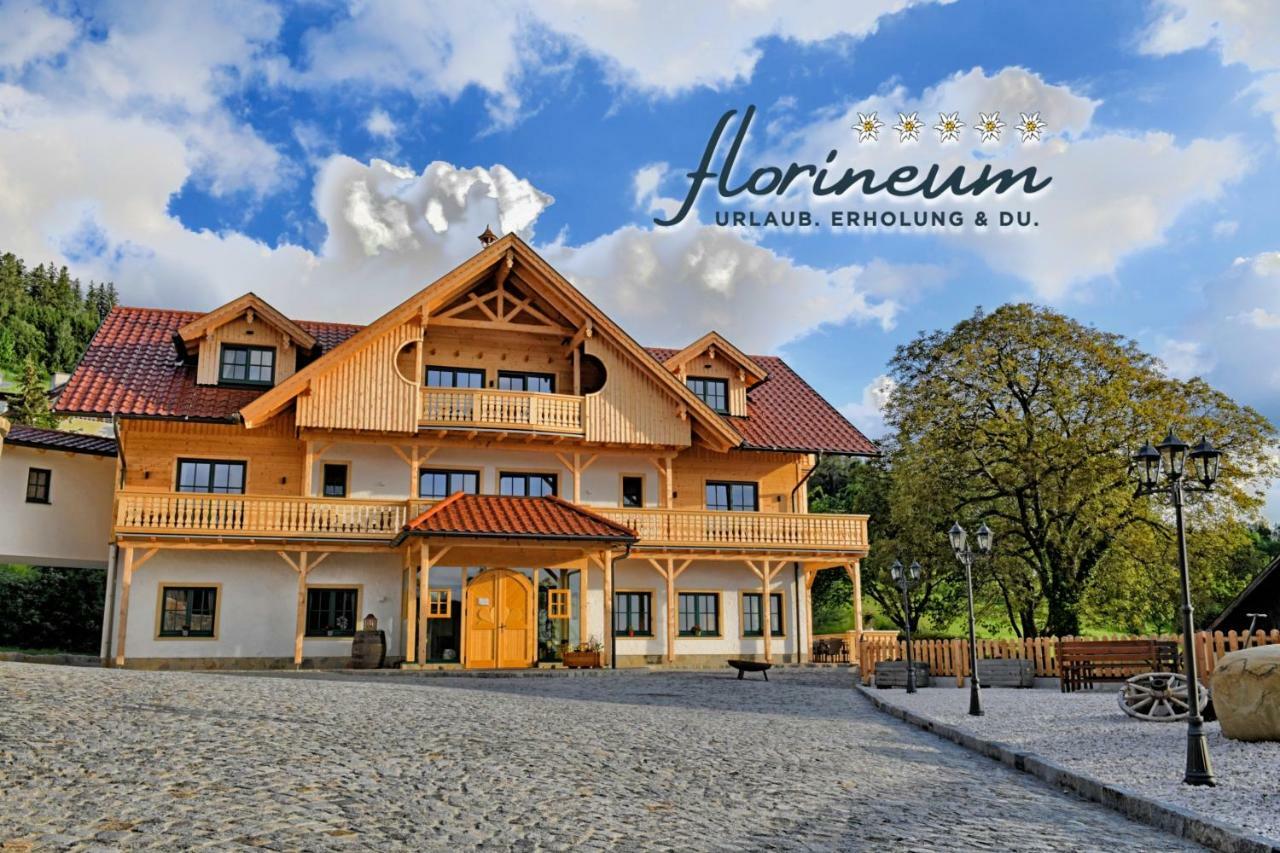 Florineum Hotel Weyregg Bagian luar foto